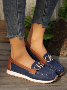 Women's Lychee Grain Embossed Metal Chain Decor Round Toe Soft Bottom Sneakers, Suitable For Sports And Daily Driving, All Season, Black Casual Flat Sports Shoes