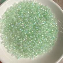 500 pièces de perles de verre facetées colorées de 4 mm, perles de cristal brillantes avec éclat de gemmes, convient pour les cadeaux, la création de bijoux, l'artisanat fait main et les projets DIY, idéal pour les créations DIY pendant les festivals et plus encore