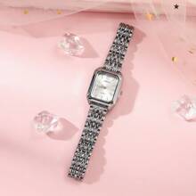 Reloj de cuarzo de banda de acero ligero de lujo para mujer 2025, reloj de pulsera de cuarzo cuadrado sencillo de moda, adecuado para regalos, uso casual y fiestas