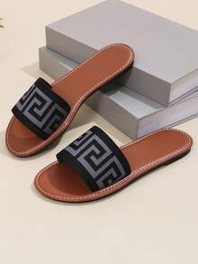 Women's Round Toe Elastic Band Flat Shoes, Multi-Functional Casual Summer Contrast Color Maze Pattern Sandals Suitable For Outdoor Wear, Fashionable And Versatile Ladies Summer Flat Sandals, Open Toe, Breathable Beach Slippers - Grey - View 7