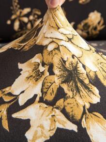 1 pezzo Copripoltrona in tessuto seta di latte antiscivolo ed elastico, con decorazioni floreali, lucido, motivo geometrico, colori versatili, adatto per divani e animali domestici, per tutte le stagioni