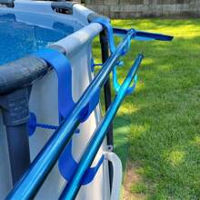 1/2 pièces Support de tige de piscine réglable - en plastique, idéal pour les piscines hors-sol, comprend le filet de piscine et les accessoires de crochet de brosse. Accessoires de piscine | Support réglable | Construction en plastique, support de tige de piscine sécurisé et fiable. Accessoires de piscine, articles de plage essentiels, accessoires de plage, flotteur de piscine