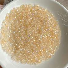 500 pièces de perles de verre facetées colorées de 4 mm, perles de cristal brillantes avec éclat de gemmes, convient pour les cadeaux, la création de bijoux, l'artisanat fait main et les projets DIY, idéal pour les créations DIY pendant les festivals et plus encore