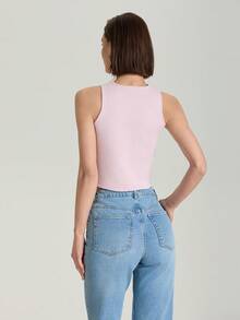 Chaleco corto de punto de unicolor, con cuello redondo, botón delantero y sin mangas