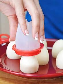 1 pièce Cuiseur à œufs en silicone, anti-adhésif et résistant à la chaleur, conception facile à démouler et à verser pour des œufs mollets parfaits, tasse à vapeur d'œuf créative résistante à la chaleur avec couvercle, moule à œufs pochés, tasse à œuf facile à nettoyer pour le petit-déjeuner, ustensile de cuisine, maison et cuisine Cuisine et salle à manger Ustensiles à œufs Cuiseur à vapeur pour œufs (couleur et style aléatoires)