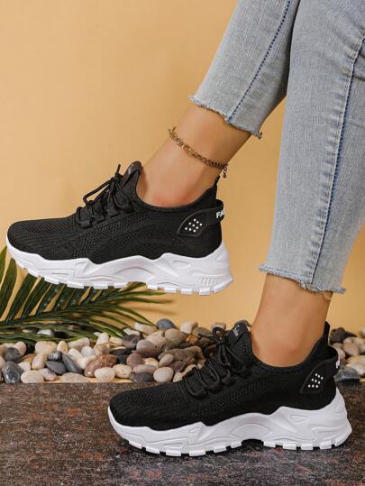 Zapatos deportivos de moda para mujer 2025, con parte superior de tejido transpirable y ligera, suela gruesa que aumenta la altura para piernas talla grande largas, cómodos y adecuados para todas las estaciones