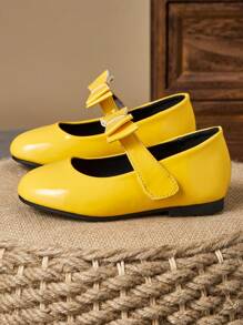 1 Paio di scarpe da principessa in pelle per ragazze, con punta tonda, fiocco plaid, in morbida pelle, scarpe da cerimonia, carine e alla moda per la scuola o l'ufficio, con tacco piatto