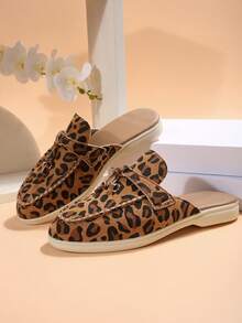 Nuove scarpe da piattaforma con slip-on, comode, leggere, traspiranti, scarpe da lavoro, mocassini casual, scarpe da mamma, stile versatile per tutte le stagioni