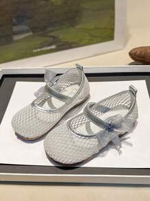 1 Pair Girls Stylish Bowknot Decor Soft Bottom Breathable Mesh Flat Shoes, Suitable For Outdoor Wear, Summer