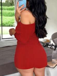 Short Off-The-Shoulder Jumpsuit With Belt Detail - Merah - View 2