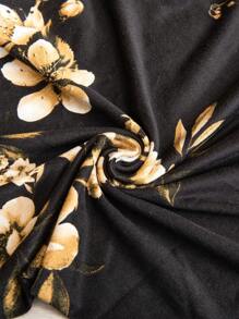 1 pezzo Copripoltrona in tessuto seta di latte antiscivolo ed elastico, con decorazioni floreali, lucido, motivo geometrico, colori versatili, adatto per divani e animali domestici, per tutte le stagioni