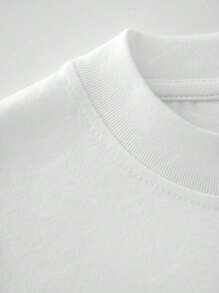 Camiseta casual de mujer con cuello redondo y manga corta, estampado de café en inglés, diseño minimalista, uso versátil diario