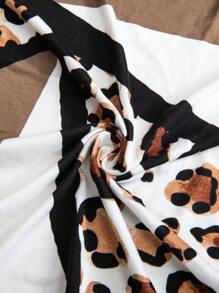1 pezzo Cuscino decorativo in tessuto di seta di latte antiscivolo ed elastico per divano, con motivi floreali, a foglie o geometrici, multicolore, adatto per animali domestici, adatto per tutte le stagioni: primavera, estate, autunno e inverno
