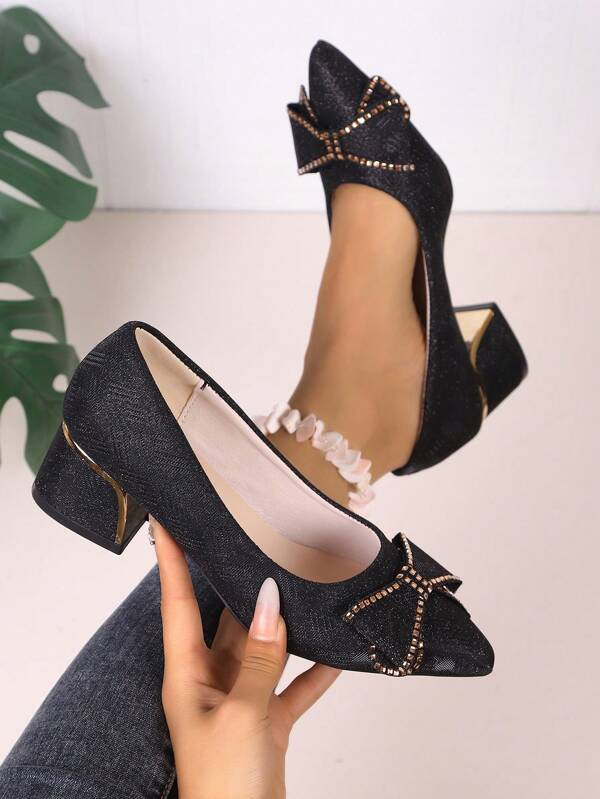 Women's Black Shiny Pointed High Heels With Decorative Bows And Gold Diamonds, Suitable For Parties And Evening Wear As Versatile Shoes