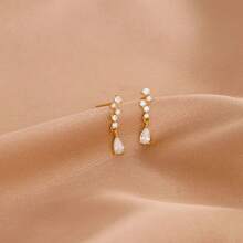 1 par de pendientes colgantes con borla de circonita cúbica larga, elegantes pendientes de tuerca de cobre con circonita para mujer, versátiles