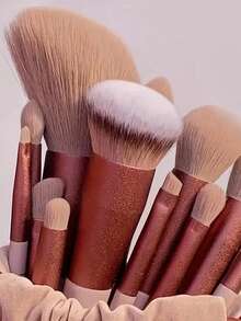 13件套柔软化妆刷套装，含化妆海绵，适用于粉底、眼影、散粉、腮红晕染，蓬松美妆刷套装，是粉状化妆品的理想之选，情人节、生日送给女友的绝佳礼物。 - 彩色 - 查看 13