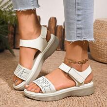 This Is A Women's Round Toe Flat Sandals. The Upper Is Designed With A Strap And Perforated For Breathability, With An Open Back And Buckle Closure To Prevent The Shoe From Slipping Off. The Insole Is Made Of PU. Suitable For All Women's Daily Wear, In A Solid Preppy Academic Y2K TPR (Thermoplastic Rubber) Material. Women's Round Toe Flat Sandals, Suitable For Beach, Wedding, Party, Outdoor, Office, Summer