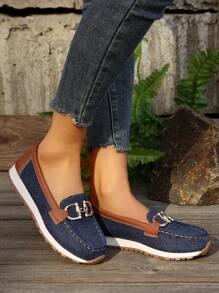 Women's Lychee Grain Embossed Metal Chain Decor Round Toe Soft Bottom Sneakers, Suitable For Sports And Daily Driving, All Season, Black Casual Flat Sports Shoes