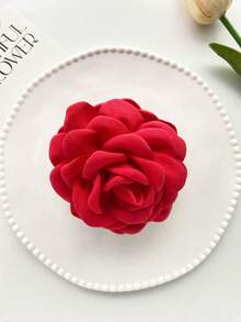 1 件女士花卉爪发夹，法式浪漫优雅可爱度假时尚发饰，由涤纶纤维制成，纯色 3D 玫瑰花发夹，适合日常、通勤、度假、旅行、海滩、玫瑰花发夹发饰，爪夹秋冬女士发饰