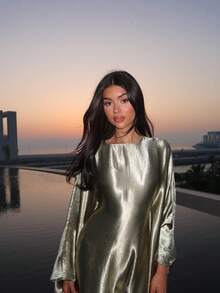 1pc Women Waist Cinched Butterfly Decor Robe, Flowing Shimmery Design, Flutter Sleeves, Satin Finish Flowing Abaya,Elegant Solid Color Slim Fit Robe, Suitable For Daily Occasions, Festivals, Modest