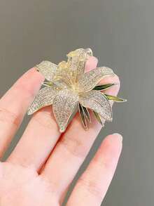 1pc Luxury Full Rhinestone Lily Flower Brooch, Elegant Suit Lapel Pin, Versatile Accessory, Mother's Day Gift - Multicolor - View 2