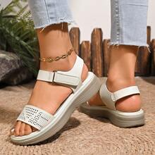 This Is A Women's Round Toe Flat Sandals. The Upper Is Designed With A Strap And Perforated For Breathability, With An Open Back And Buckle Closure To Prevent The Shoe From Slipping Off. The Insole Is Made Of PU. Suitable For All Women's Daily Wear, In A Solid Preppy Academic Y2K TPR (Thermoplastic Rubber) Material. Women's Round Toe Flat Sandals, Suitable For Beach, Wedding, Party, Outdoor, Office, Summer