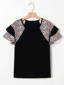 Acelitt Áo thun nữ cổ chữ V dáng rộng, phối họa tiết da báo và tay áo bèo nhún. - màu đen - Xem 6