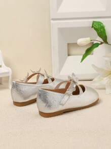 1 Pair Cute Girls' Butterfly Floral Flats, Spring/Autumn