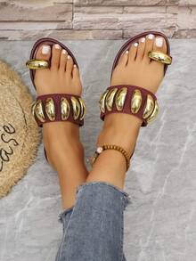 女士金色金属扣装饰圆头一脚蹬平底凉鞋，舒适夏季时尚拖鞋 - 酒紅色 - 查看 2