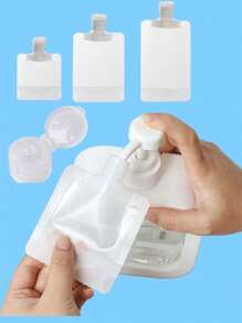 Un set de 3 piezas de cosméticos, que incluye loción, gel de ducha y champú, es portátil para viajes de negocios y viajes, y está empacado en bolsas desechables de vuelta a la escuela