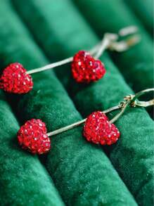 2025 Spring/Summer New Luxury-Feel Red Heart-Shaped Earrings, Popular Fashion Earrings