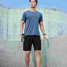 XTEP ملابس تدريب صيفية جديدة للرجال، قميص رياضي قصير الأكمام ماص للرطوبة وسريع الجفاف، قطعة رياضية نصف كم تنفس قابلة للتهوية، رقم المنتج 875229A70154