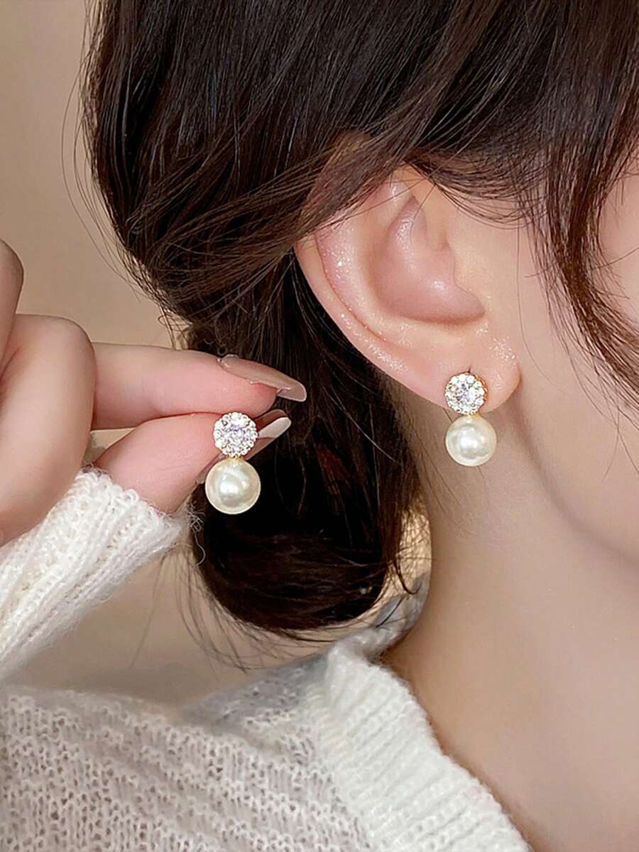 1 Pair Elegant Pearl And Diamond Inlaid Luxury Stud Earrings - Gold - View 1