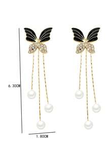 زوج من الأقراط الطويلة المنسدلة والمزينة بالخرز والشرابات على شكل فراشة قطرة زيت باللون الأسود، جذاب وأنيق للنساء