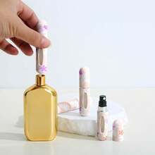 5ml 可再填充香水喷雾瓶，带花卉图案，女士底部补充旅行喷雾瓶，便携式迷你香水容器 - 彩色 - 查看 4