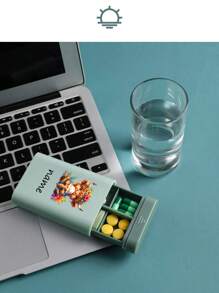 1 pezzo Contenitore portapillole personalizzabile a 6 scomparti, mini contenitore da viaggio, contenitore impermeabile per medicinali e vitamine, dispenser e organizer per pillole, scatola portamediche per campeggio, escursionismo e caccia, con stampa alfabeto di 26 lettere, accessori da viaggio per il pronto soccorso, essenziali per dormitori