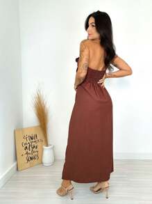 Vestido Midi Frente Única Detalhe Flor Frontal com Bojo e Fenda Lateral