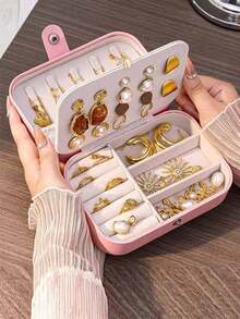 1 件便携式珠宝盒、珠宝收纳盒、配饰整理盒、多层珠宝架、适用于项链、戒指、耳环、手镯、美甲、 PU 材质亲肤、送给妈妈、女朋友、妻子、最好的朋友、旅行伴侣的绝佳礼物、存放项链、戒指、耳环、珠宝配饰、婚礼装饰、节日礼物、母亲节礼物，适合女性收纳整理器旅行必需品返校宿舍收纳