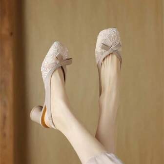 2025春夏新款法式网布女凉鞋，复古中国风蝴蝶刺绣凉鞋，粗跟，优雅大方的高跟鞋