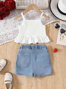 Conjunto informal de 2 piezas: Camiseta de tirantes con estampado de fresas y shorts vaqueros para niñas