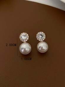 1 Pair Elegant Pearl And Diamond Inlaid Luxury Stud Earrings - Gold - View 3
