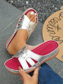 大码 36-43 夏季新款时尚休闲金色坡跟凉鞋，日常穿着露趾轻便银色女士坡跟厚底凉鞋 - 銀色褶皺 - 查看 1