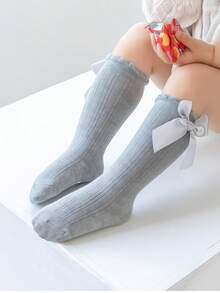1 Pair Of Baby Bow Decorative Cute Wind Mesh Eyelet Tube Socks, Comfortable And Breathable, Non-Slip Wear-Resistant, Soft Skin-Friendly, Toddler Dress Socks, Baby Socks, Children's Socks, Girls Socks, Spring And Summer Socks - Grey - View 2