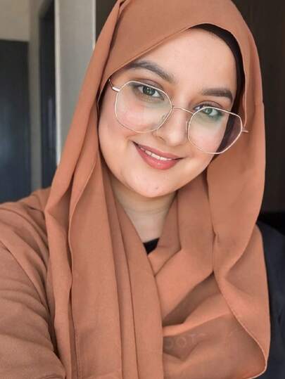 1 件女士纯色珍珠雪纺头巾，阿拉伯风格休闲长围巾，适合中东日常使用