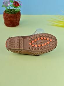 1 par de zapatos escolares para niños de suela de goma sólida, transpirables, suaves y antideslizantes - Marrón - Ver 8