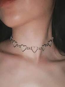 1pc Sexy Heart Shaped Choker Necklace, Fashionable & Unique Design For Daily Wear And Party, Rave