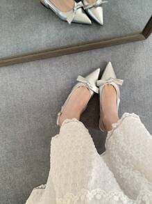 1 Paar einfarbige elegante Party Feiertags Basic Fee Hochzeit Büro Pendler Geschäft sexy Schleife PU Leder Flache Sandalen, Frühling/Sommer