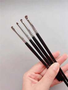 4pcs Black Small Detailed Eye Makeup Brushes, Fine Tapered Eyeshadow Makeup Applicator Brushes - Black - View 2