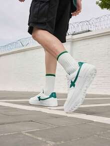 Sail White/Knight Green