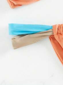 Nuovo costume da bagno fascia sexy di moda, costume da bagno a due pezzi da donna con effetto colorblock e split